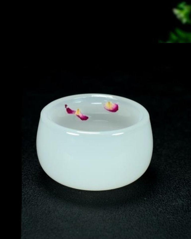 Jade Elegance Dining Set: Handcrafted Luxury for the Discerning Palate