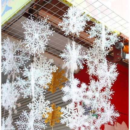 Elegant Snowflake Ornaments for Holiday Decoration