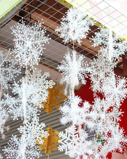 Elegant Snowflake Ornaments for Holiday Decoration