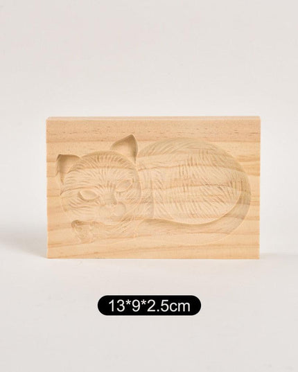 Retro Beech Wood Cookie Mold with 3D Embossed Designs - Elevate Your Baking Artistry!