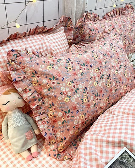 Chic Botanical Cotton Pillowcase Duo for King-Sized Pillows