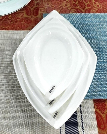 Sleek Rhombus Wave Ceramic Plate Set for an Upscale Dining Experience