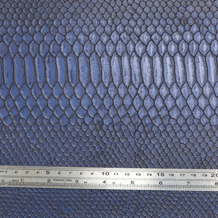 Gator Matte Faux Synthetic Leather Fabric Roll in 30x134cm Size