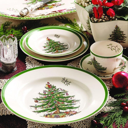 Holiday Spirit Ceramic Dinner Plates - Set of 4 - Très Elite