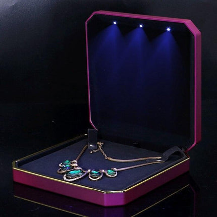 Illuminate Your Collection with a Custom LED Jewelry Display Box - Très Elite