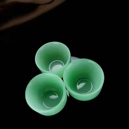 Indulge in Elegance: The Premium Jade Kung Fu Tea Cup Collection - Très Elite