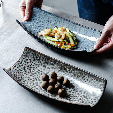 Japanese Artisan Plate Collection for a Luxurious Dining Experience - Très Elite