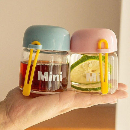 Korean-Inspired Stylish Mini Water Bottle: Your Trendy Hydration Essential - Très Elite