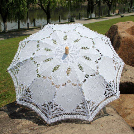 Lace Elegance Victorian Umbrella - A Touch of Class for Any Celebration - Très Elite