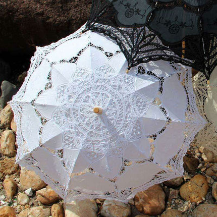 Lace Elegance Victorian Umbrella - A Touch of Class for Any Celebration - Très Elite