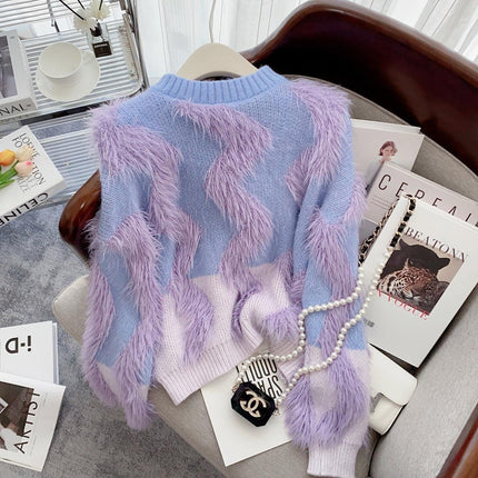 Lavender Cashmere Knit Sweater with Sophisticated O-Neck and Wavy Stripe Details - Très Elite