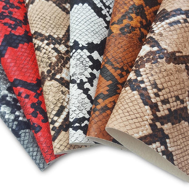 Leather Crafting Adventure Kit: Unleash Your Creativity!