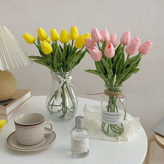 Lifelike PU Tulip Floral Arrangement - 5-Piece Set for Stylish Home Accents - Très Elite