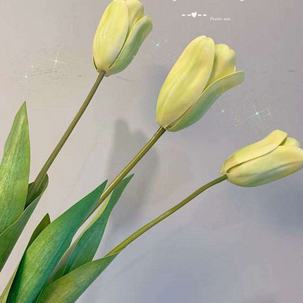 Lifelike Silk Tulip Flowers - Bring Timeless Elegance to Your Home and Events..