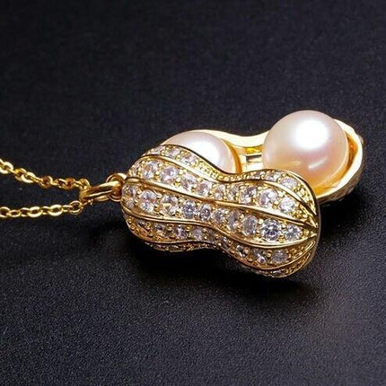 Lucky Elegance Necklace Ensemble - Très Elite