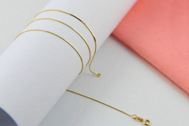 Luxe 18K Gold-Plated Snake Chain Necklace for Women - Chic Fashion Accessory