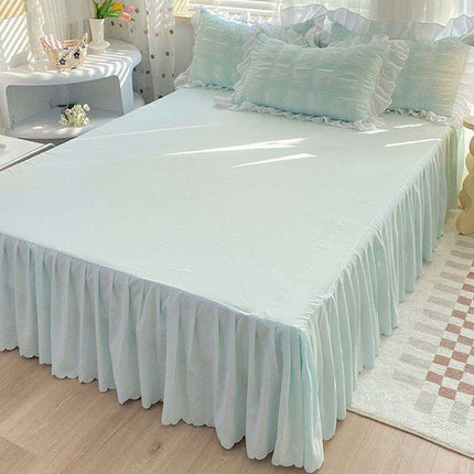 Luxe Double Layer Lace-Embroidered Bedding Set for Ultimate Comfort - Très Elite
