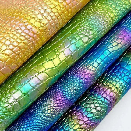 Luxe Holographic Crocodile Pattern Faux Leather Craft Roll - 30x135cm - Très Elite