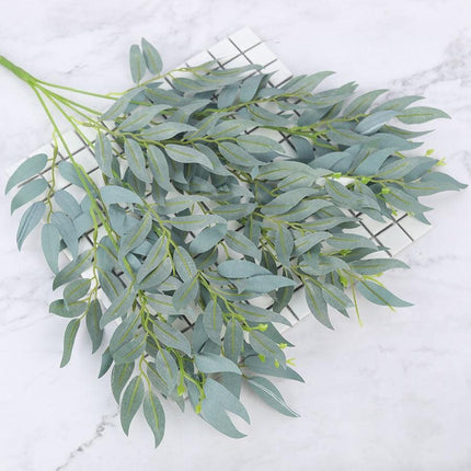 Luxe Willow Oasis Floral Arrangement - Exquisite Faux Bouquet for Upscale Decor - Très Elite