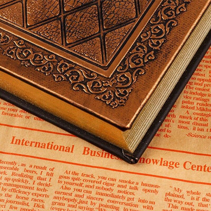 Luxurious European-Inspired PU Leather Journal for Creative Expression - Très Elite