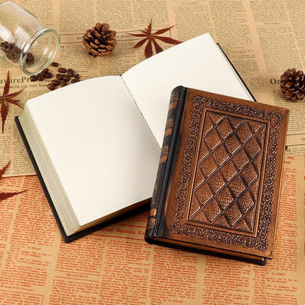 Luxurious European-Inspired PU Leather Journal for Creative Expression - Très Elite