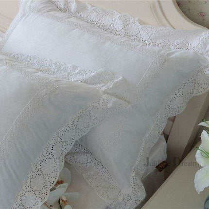 Luxurious European-Style White Satin Lace Pillowcase Set - Infuse Your Bedroom with Elegance - Très Elite