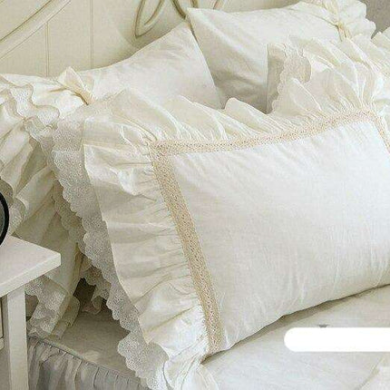 Luxurious European-Style White Satin Lace Pillowcase Set - Infuse Your Bedroom with Elegance - Très Elite