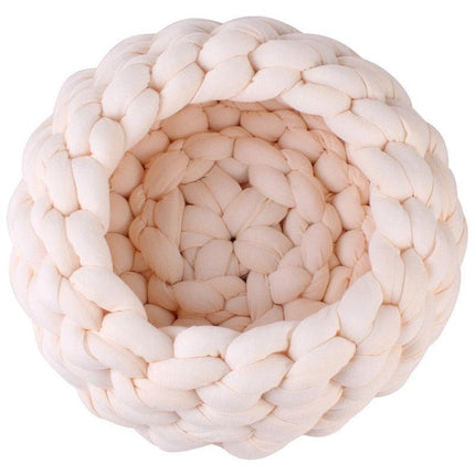 Luxurious Hand-Woven Wool Pet Bed for Supreme Comfort and Elegance - Très Elite