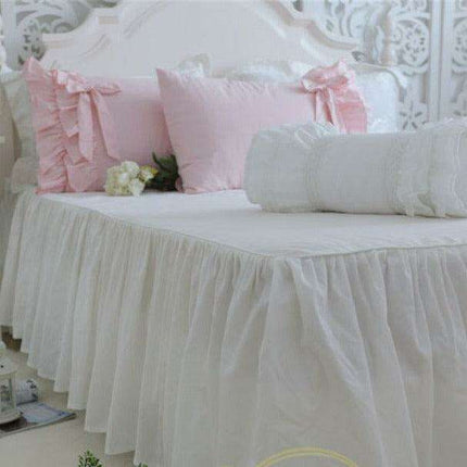 Luxurious Lace Ruffle Cotton Bedding Ensemble for a Serene Bedroom Retreat- Très Elite- Très Elite
