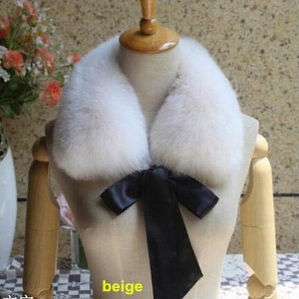 Luxurious Raccoon Dog Fur Ribbon Stole for Winter Elegance - Très Elite