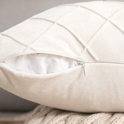 Luxurious Velvet Cushion Cover - Revitalize Your Home Decor!