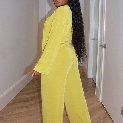 Luxurious Velvet Lounge Set - Women's Cozy Leisurewear Collection - Très Elite