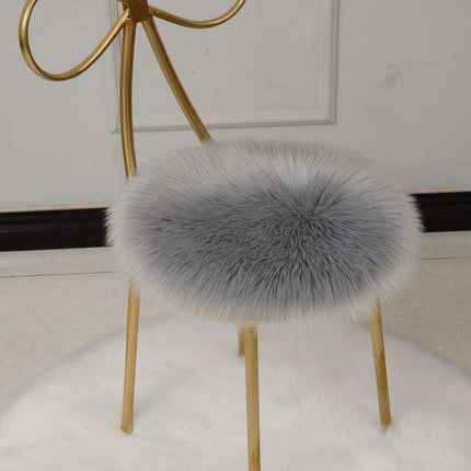 Luxurious Woolly Round Stool Cushion for Ultimate Dining Relaxation - Très Elite