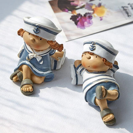 Mediterranean Elegance Resin Figurines Collection for Stylish Home Accents - Très Elite