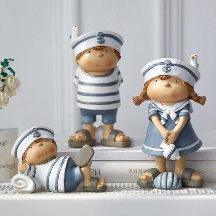 Mediterranean Elegance Resin Figurines Collection for Stylish Home Accents - Très Elite