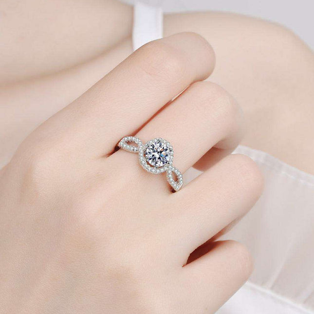 Modern Elegance: Sterling Silver Moissanite Ring