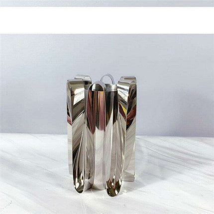 Modern Silver Blossom Vase: Elegant Scandinavian Home Decor - Très Elite