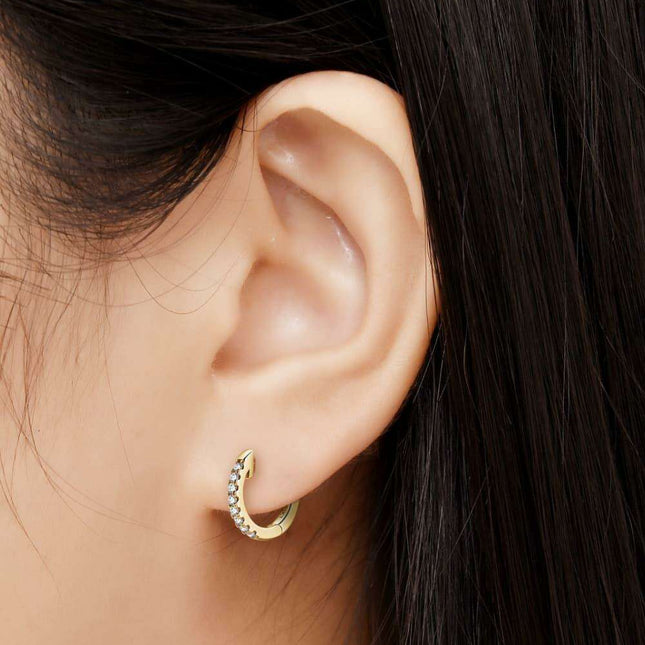 Moissanite Chic Huggie Earrings in Sterling Silver - Effortless Sophistication