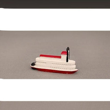 Nautical Charm: Exquisite Handcrafted Sailboat Sculpture - Très Elite