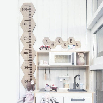 Nordic-Inspired Wooden Ruler and Alphabet Wall Art Set for Stylish Room Upgrade - Très Elite