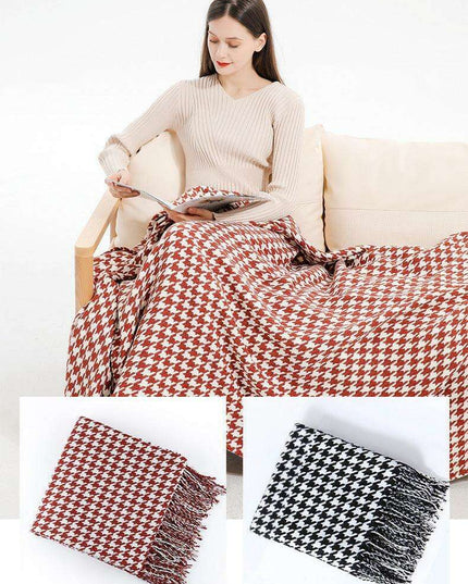 Elegant Houndstooth Plaid Cotton Knit Throw Blanket - Timeless Home Accessory