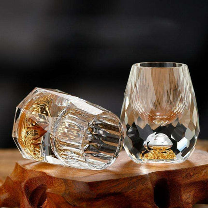 Opulent Golden Crystal Glass Tumblers for Exquisite Drinking Experiences - Très Elite