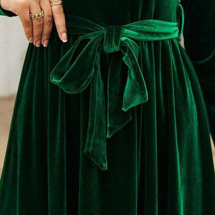 Opulent Golden Velvet Dress with Stylish Round Neckline and Sophisticated Belt - Women's Fashion Essential