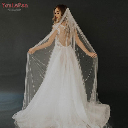Opulent Pearl-Accented Cathedral Bridal Veil Set - A Statement of Luxury and Elegance