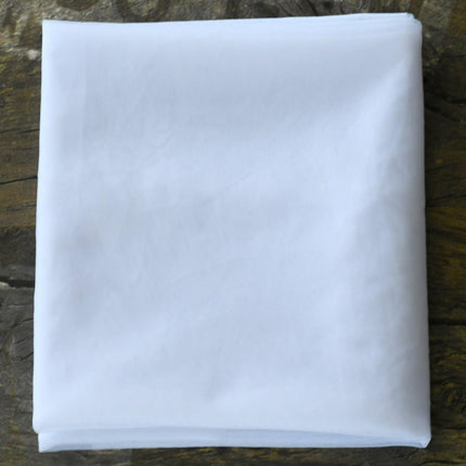 Opulent Pearl-Accented Cathedral Bridal Veil Set - A Statement of Luxury and Elegance