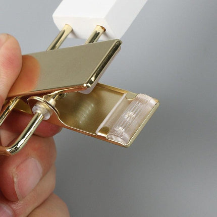 Personalized Non-Slip Wooden Hangers for Weddings: Customizable Elegance for Brides and Bridesmaids- Très Elite- Très Elite