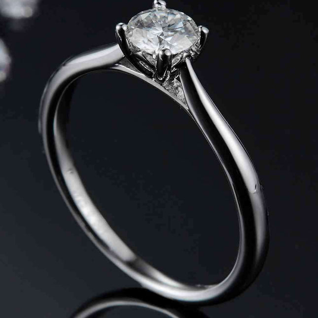 Platinum Moissanite Engagement Ring - Exquisite Symbol of Love