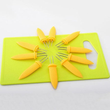 Playful Cartoon Snack Plates for Kids - Très Elite