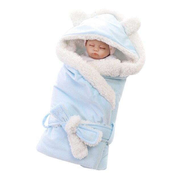 Plush Velvet Baby Blanket - Gender-Neutral Softness for Cozy Naps and Sleep