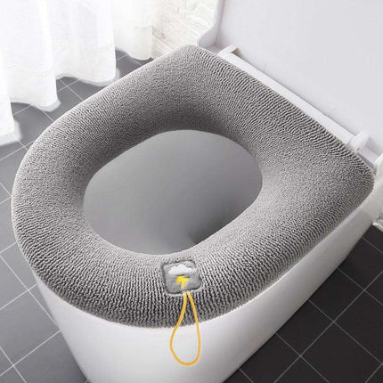Plush Winter Toilet Seat Cover - Cozy Comfort for Every Bathroom - Très Elite